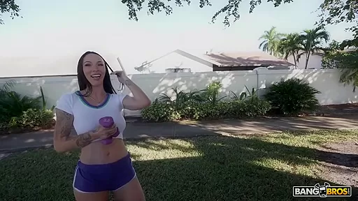 Bang Bus The Smoke Show Indica Marie!