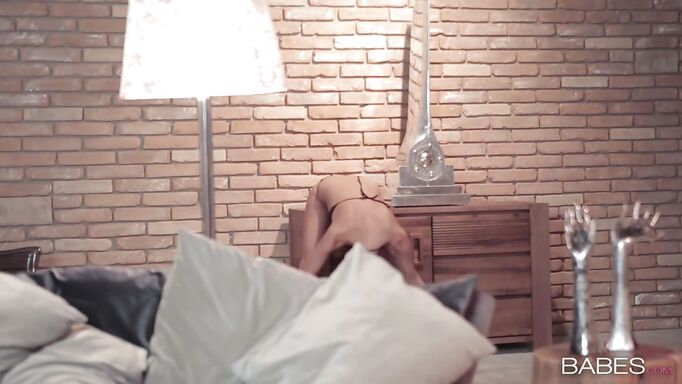 Fabulous Babe Playing With Her Pussy Fabulous Babe Playing With Her Pussy