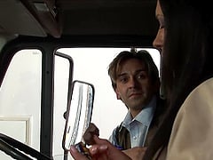 Lucky Guy Finally Talked Jodi James Into Fucking With Him In The Car