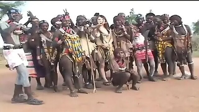 Japanese MILF Donates Fresh Meat To African Stud Japanese MILF Donates Fresh Meat To African Stud