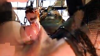 Anteprima Del Video: Sessione Estrema Di BDSM Da Padrone E Amico Invitato