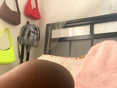 Webcam Beauty And Her Toys Have Solo Sex Webcam Beauty And Her Toys Have Solo Sex