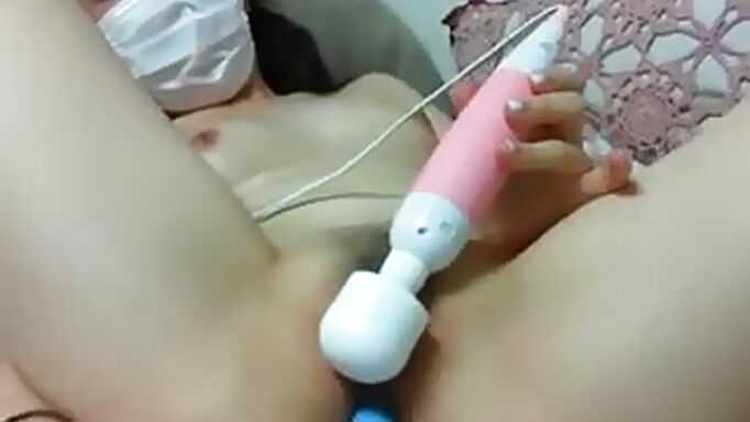 Sexy Japanese Webcam Model Uses All Of Her Sex Toys To Cum
