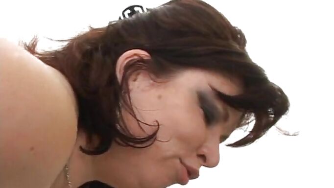 Underneath Her Big Fat Ass @ Big Fat Cream Pie #07 Underneath Her Big Fat Ass @ Big Fat Cream Pie #07