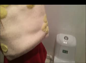 Chinese Girl Fucked In Toilet