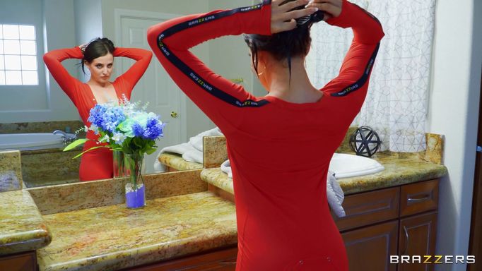 Step Sister Caught Fingering Her Juicy Cunt! Step Sister Caught Fingering Her Juicy Cunt!