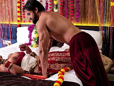 Desi Duo’s Honeymoon Turns Into An Memorable Boob Tear Up Festival With Raw Cuni And Gonzo Activity