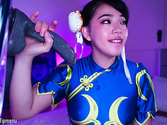 Chun Li Gagging On Rubber Cock And Shaking Big Ass On It Webcam Chun Li Gagging On Rubber Cock And Shaking Big Ass On It Webcam