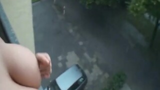 Deutsche Masturbiert Outdoor Im Regen Deutsche Masturbiert Outdoor Im Regen