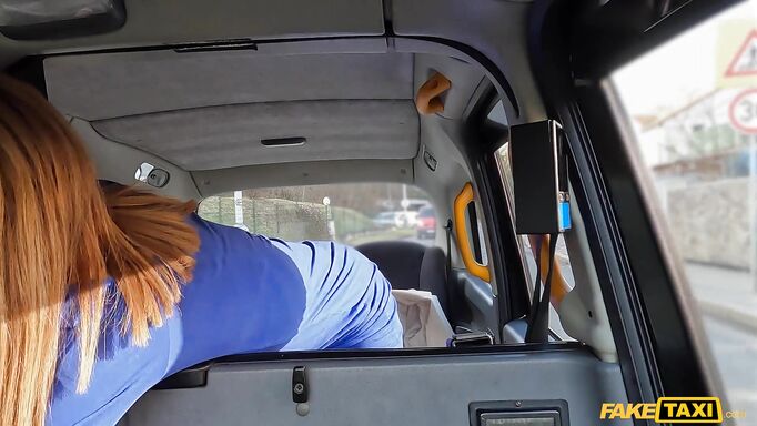 Hot Babe Wearing Glasses Likes Sucking Cock Hot Babe Wearing Glasses Likes Sucking Cock