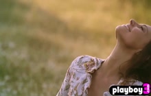 Natural Small Tits MILF Revealed Stunning Body While Posing In The Nature Natural Small Tits MILF Revealed Stunning Body While Posing In The Nature