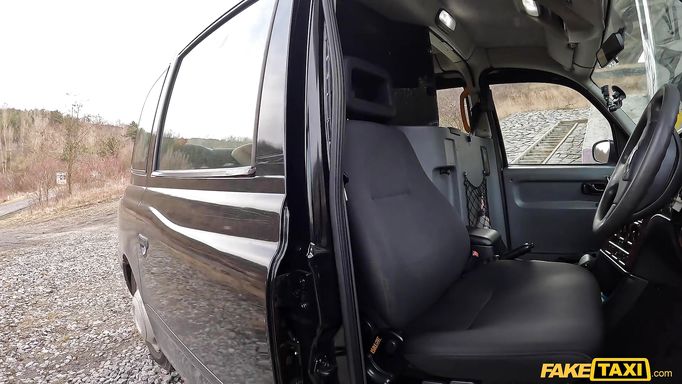 Hot Blonde Trades Her Body For A Taxi Ride Hot Blonde Trades Her Body For A Taxi Ride