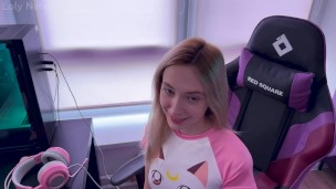 Stepsister Was Caught Doing Webcam, Now She Also Acts In Porn Loly Nebel