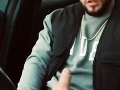 Big Dick Cums In A Car