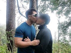 Asian Abs Outdoor Blowjob Show !