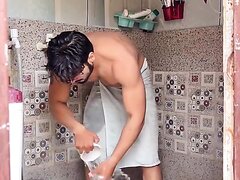 Underwear 266 India Bath