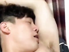 CUTE BAITED KOREAN MUSCLE GUY CUTE BAITED KOREAN MUSCLE GUY
