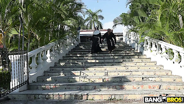 Ardent Nun With Gorgeous Bubble Ass Yudi Pineda Rides Monk’s Strong Cock