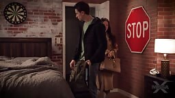 Alison Rey Home For The Holidays 22 12 2025