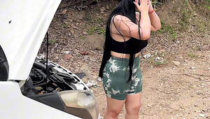Chubby Latina Pays For Car Repair With Her Hole! Outdoor Porn Chubby Latina Pays For Car Repair With Her Hole! Outdoor Porn