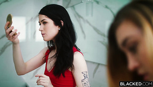 MMF Threesome In HD With Brunette And Two Well Hung Lovers MMF Threesome In HD With Brunette And Two Well Hung Lovers