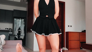 Leggy Maid In Stockings Gives Me A Blowjob And Allows To Fuck Her Like A Whore Leggy Maid In Stockings Gives Me A Blowjob And Allows To Fuck Her Like A Whore