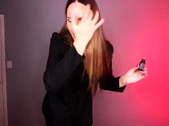 Goddess Aria Zahara Sniff Send