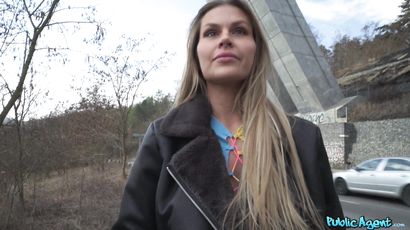 Zlata Shine’s Blonde Passion In Public Heat Zlata Shine’s Blonde Passion In Public Heat