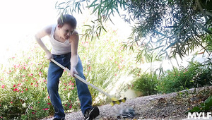 Hot Curvaceous MILF Mercedes Carrera Loves Cuni And Sensual Banging Hot Curvaceous MILF Mercedes Carrera Loves Cuni And Sensual Banging