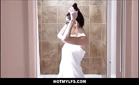 I Like My Teacher, She Is Not Losing Time