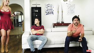 Kitchen Fuck With Buxom Stepmom Rachael Cavalli Milfed