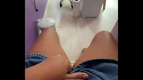 Follandome El Coño En Publico Enfrente De Mis Clientes Follandome El Coño En Publico Enfrente De Mis Clientes