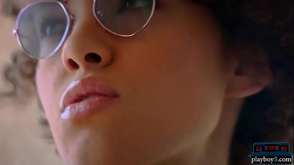 Ebony Milf Babe Stripping Outdoor In A Windy Place Ebony Milf Babe Stripping Outdoor In A Windy Place