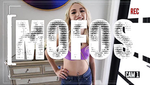 Beautiful Teen Rubs Her Clit In Hot Solo Belle Niko