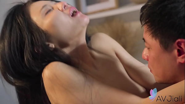 Chinese Housewife Xian'erai Gets A Hard Cock And Enjoys It. Chinese Housewife Xian'erai Gets A Hard Cock And Enjoys It.