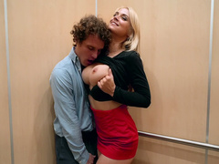 Elevator Creeping With Sarah Vandella, Robby Apples Elevator Creeping With Sarah Vandella, Robby Apples