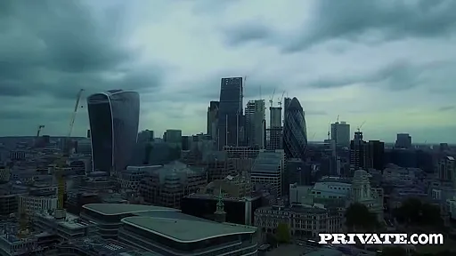 Mina Luxx Streaming And Creaming