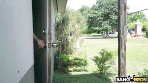 Working Out To Pounding Latina Babe Sex Working Out To Pounding Latina Babe Sex