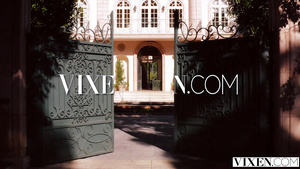 YOUNG SLUT Sophie Dee Is Completely Insatiable And Gets The Have Intercourse Of Her Life Sophie Dee