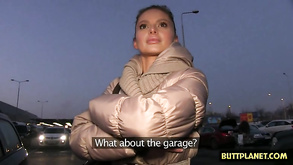 Hot Babe Porn Actress Coition And Money Shot