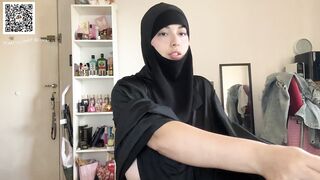 Massive Titty Muslim American Floozy Gives U A Joi Massive Titty Muslim American Floozy Gives U A Joi