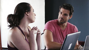 Kinky American GF Casey Calvert Turns Stud On With Passionate Kiss Kinky American GF Casey Calvert Turns Stud On With Passionate Kiss