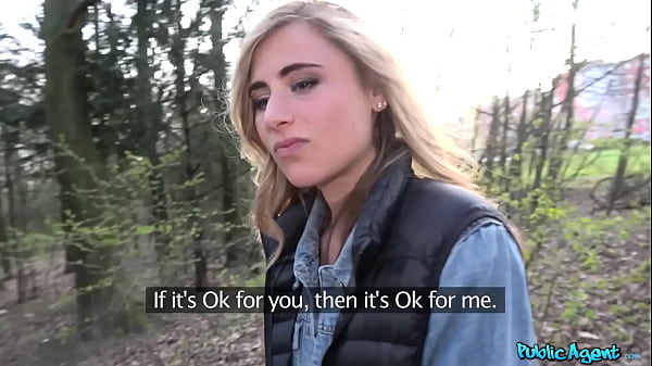 Public Agent American Squirter In Prague And A Great Looking Body