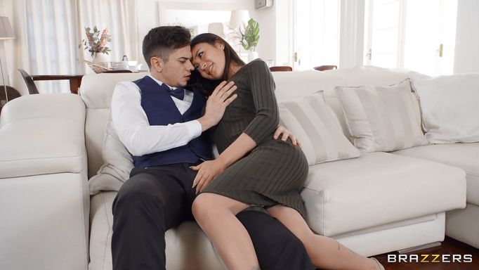 Asian Chick Is Crazy To Ride The Hard Cock